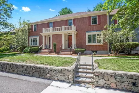 57 Village Post Rd #57, Danvers, MA 01923