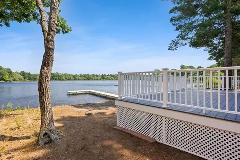 37 Pine Lake Dr, Wareham, MA 02538 photo 16