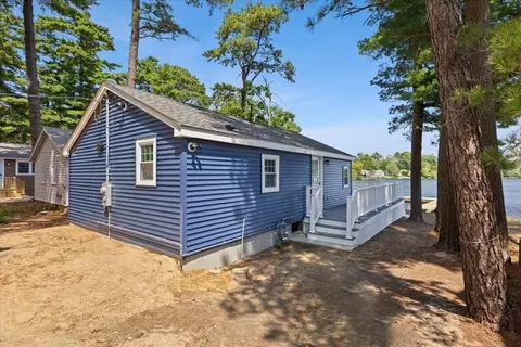 37 Pine Lake Dr, Wareham, MA 02538 photo 10