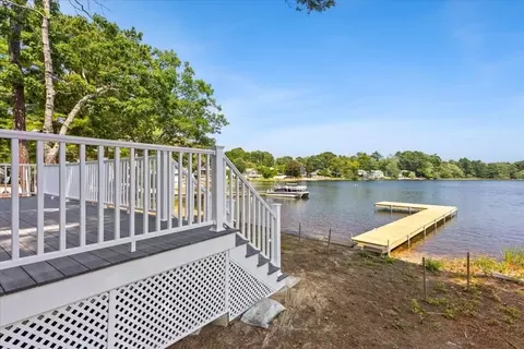 37 Pine Lake Dr, Wareham, MA 02538 photo 11