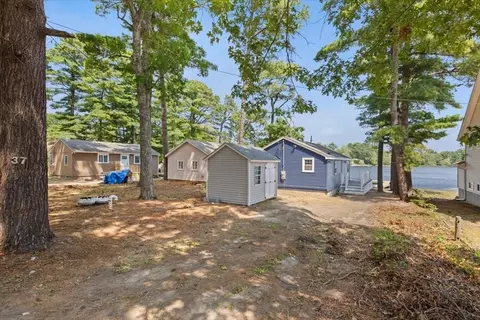 37 Pine Lake Dr, Wareham, MA 02538 photo 12
