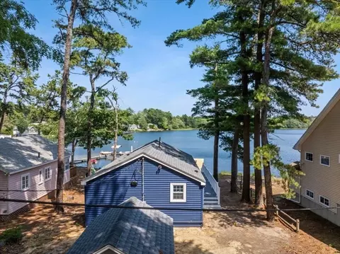 37 Pine Lake Dr, Wareham, MA 02538 photo 3