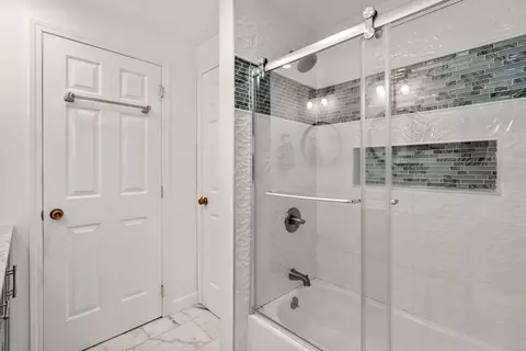 Bath - 5 Hope Ln, Dedham, MA 02026 photo 3 of 3