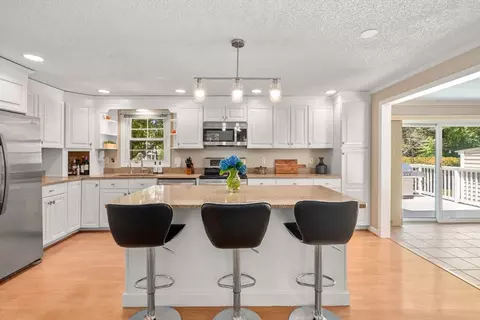 Kitchen - 5 Hope Ln, Dedham, MA 02026 photo 1 of 4