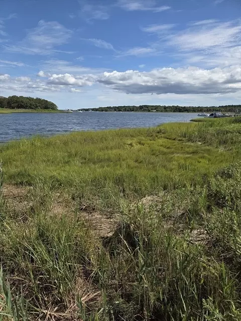 View/Area - 11 Fillmore St, Wareham, MA 02571 photo 2 of 4