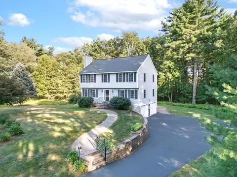 30 Arthur St, Holliston, MA 01746