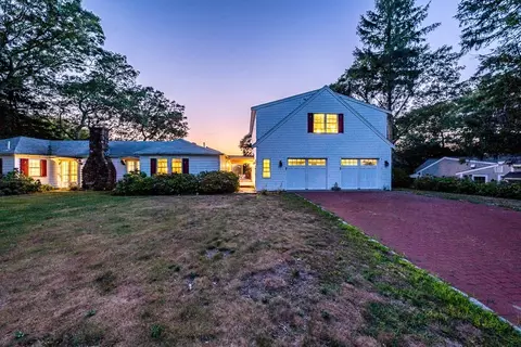 Exterior - 7 Beechwood, Centerville, MA 02632 photo 5 of 7