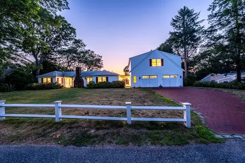 Exterior - 7 Beechwood, Centerville, MA 02632 photo 4 of 7