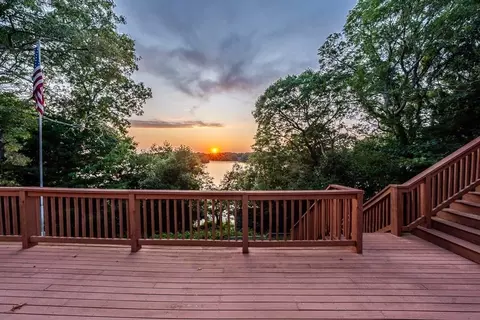Exterior - 7 Beechwood, Centerville, MA 02632 photo 3 of 7