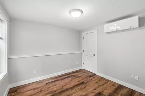 45 Warner St # B, Gloucester, MA 01930 photo 16
