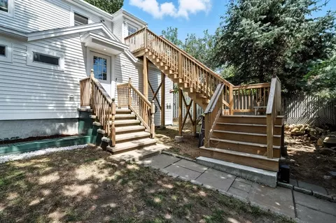 45 Warner St # B, Gloucester, MA 01930 photo 3