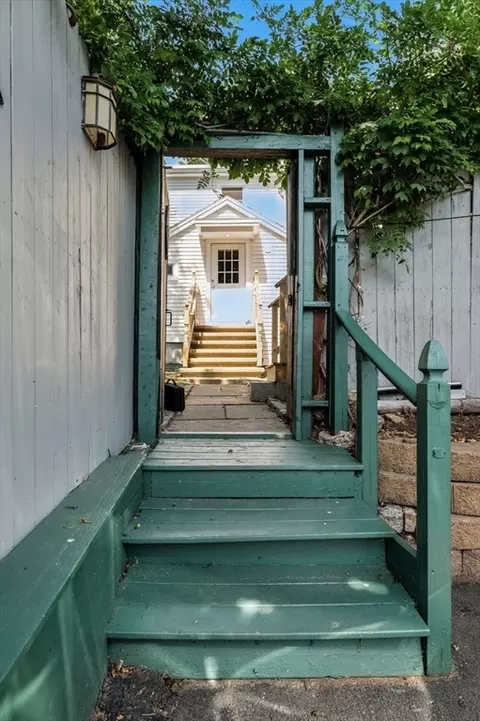 45 Warner St # B, Gloucester, MA 01930 photo 32