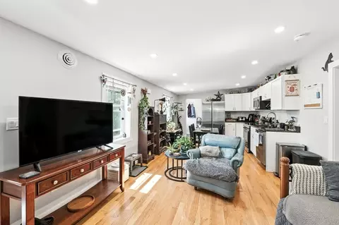 45 Warner St # B, Gloucester, MA 01930 photo 22