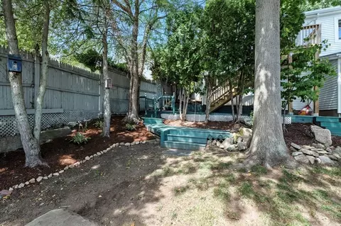 45 Warner St # B, Gloucester, MA 01930 photo 37
