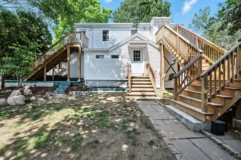 45 Warner St # B, Gloucester, MA 01930 photo 2