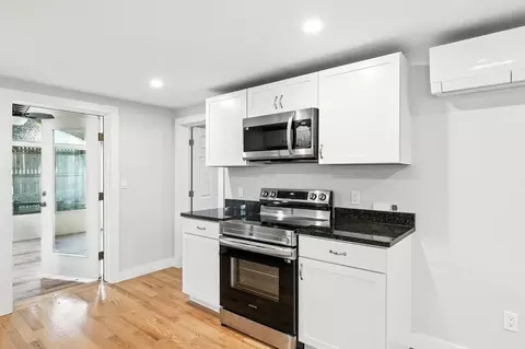 45 Warner St # B, Gloucester, MA 01930 photo 12
