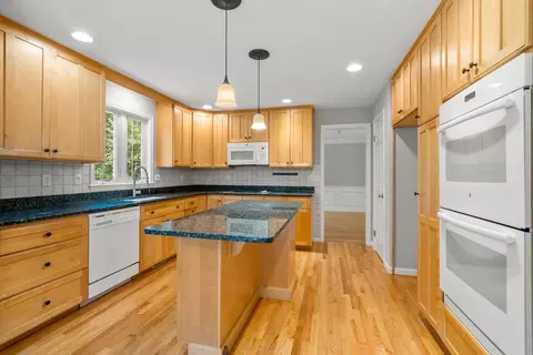 8 Oscars Way, Maynard, MA 01754 photo 8