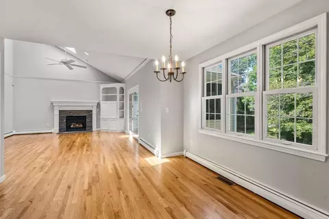 8 Oscars Way, Maynard, MA 01754 photo 10