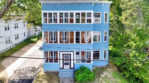 216 Clarendon St, Fitchburg, MA 01420