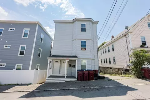 8 Marsh St, Lowell, MA 01854