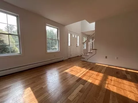 Living - 40 Hunter Ave, Ashburnham, MA 01430 photo 5 of 8