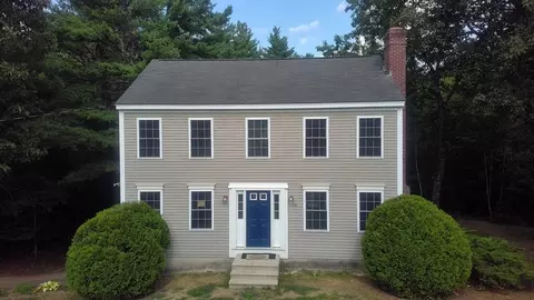 40 Hunter Ave, Ashburnham, MA 01430