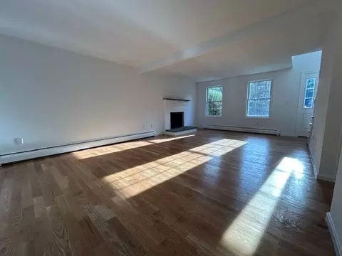 Living - 40 Hunter Ave, Ashburnham, MA 01430 photo 7 of 8