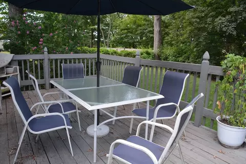 Exterior - 52 Exeter St, West Springfield, MA 01089 photo 8 of 11