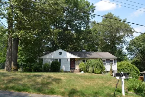 Exterior - 52 Exeter St, West Springfield, MA 01089 photo 11 of 11
