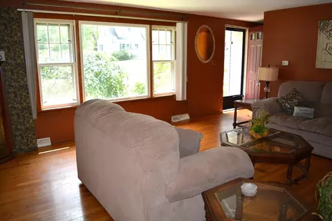 Living - 52 Exeter St, West Springfield, MA 01089 photo 2 of 3