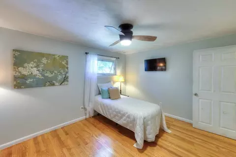 Bedroom - 22 Nottingham Rd, Worcester, MA 01609 photo 4 of 7