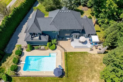 3 Colonial Way, Shrewsbury, MA 01545