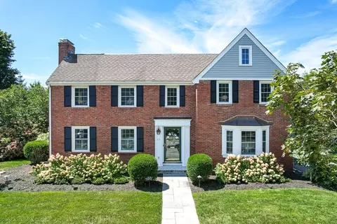 48 Salisbury St, Winchester, MA 01890