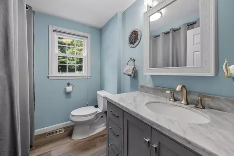 19 King Philip Path, Mendon, MA 01756 photo 16