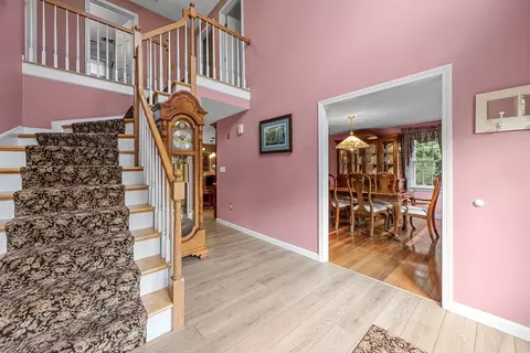 19 King Philip Path, Mendon, MA 01756 photo 3