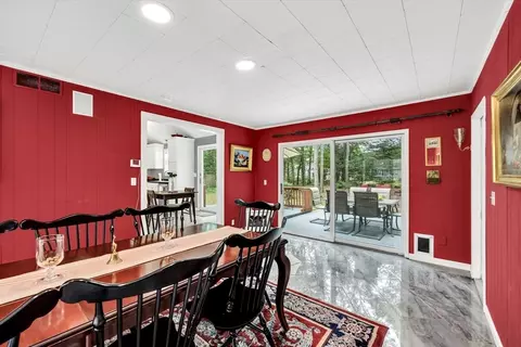 Dining - 40 Beldan Ln, Centerville, MA 02632 photo 1 of 3