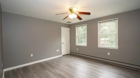 Bedroom - 488 Maple St, Franklin, MA 02038 photo 6 of 8