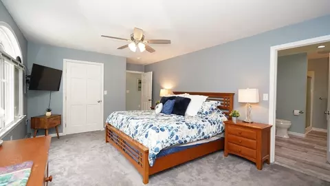 Bedroom - 488 Maple St, Franklin, MA 02038 photo 2 of 8