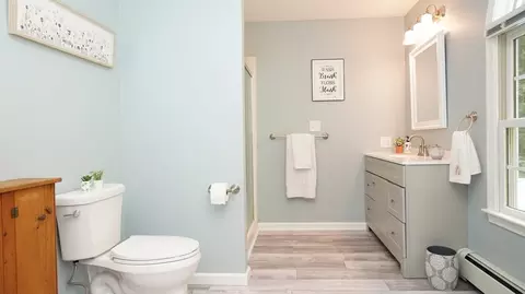 Bath - 488 Maple St, Franklin, MA 02038 photo 1 of 3
