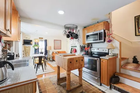 11 Overlook Ave, Gloucester, MA 01930 photo 8
