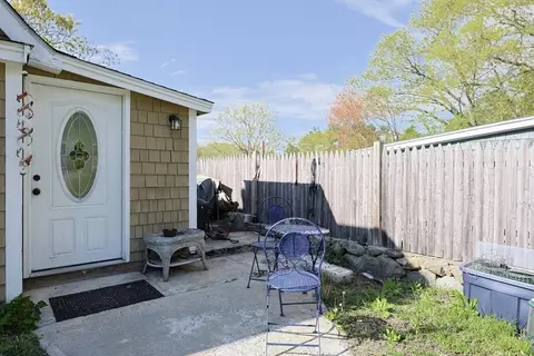 11 Overlook Ave, Gloucester, MA 01930 photo 3