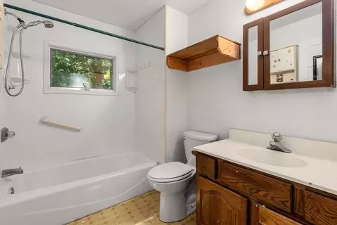 41 Nevada St, Springfield, MA 01107 photo 15