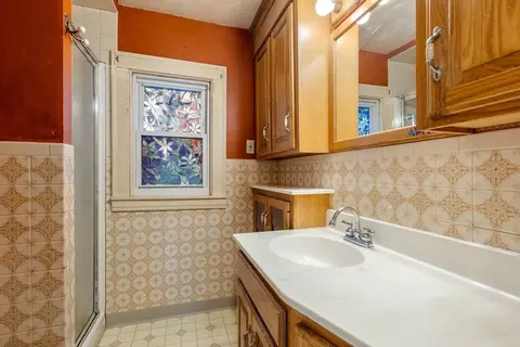 41 Nevada St, Springfield, MA 01107 photo 18