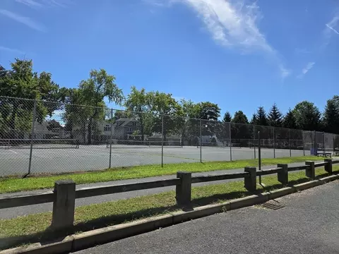 41 Nevada St, Springfield, MA 01107 photo 32