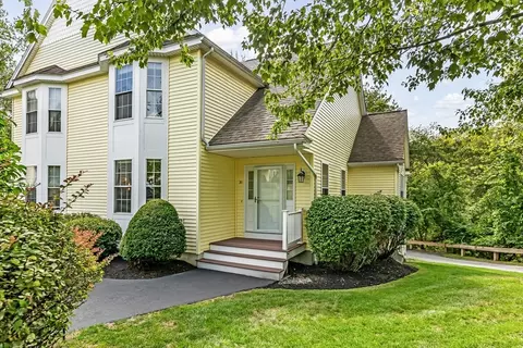 20 Meagans Way #20, Haverhill, MA 01832