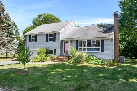 78 Whiting Way, Needham, MA 02492