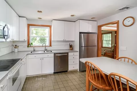 78 Whiting Way, Needham, MA 02492 photo 8