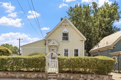 60 Clifton Ave, Brockton, MA 02301