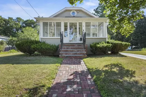 34 Carl Ave, Brockton, MA 02302