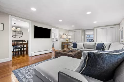 Living - 49 Springvale Rd, Reading, MA 01867 photo 5 of 11